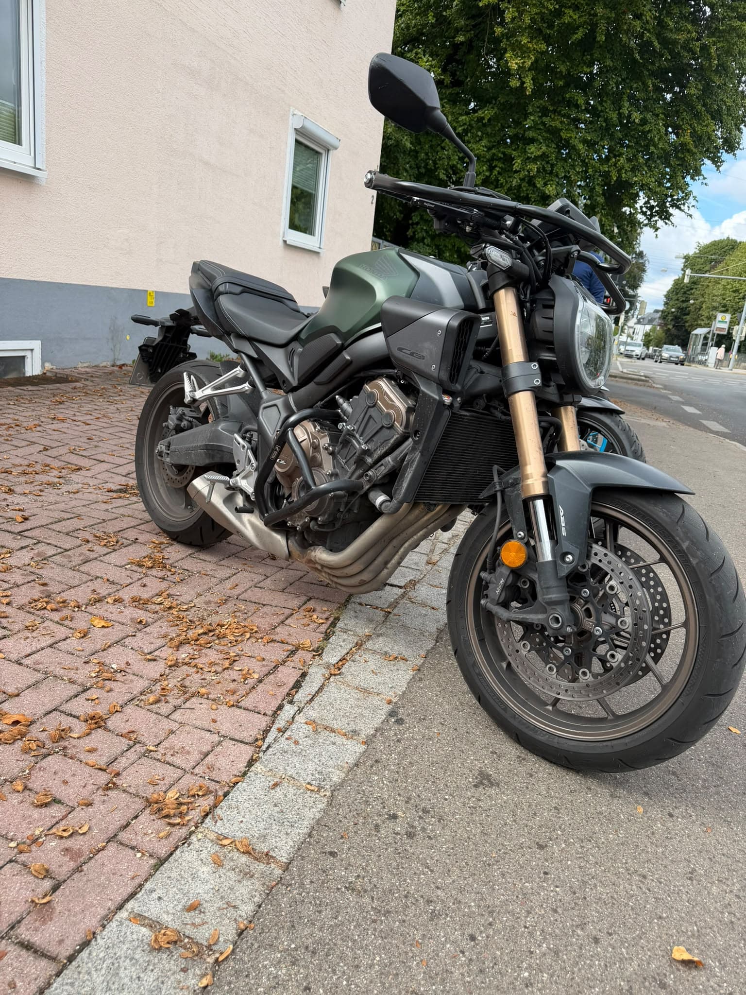 Honda 650er der Fahrschule iDrive